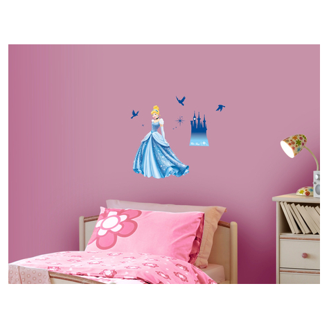 Autocollant mural - princess dream - taille 50 x 70 cm